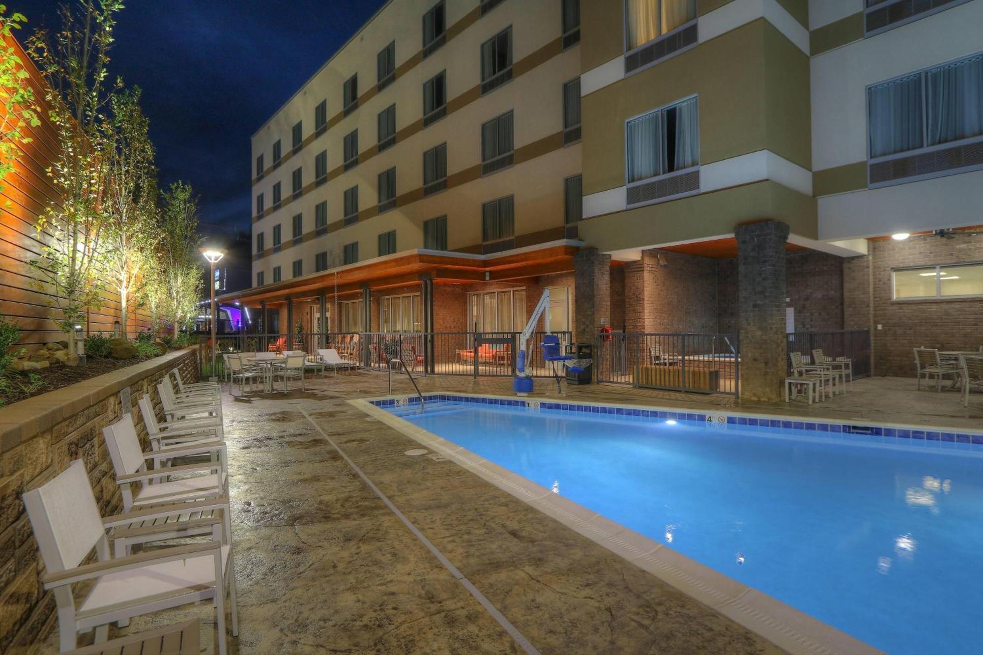 Fairfield Inn & Suites By Marriott Gatlinburg Downtown Exteriér fotografie